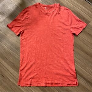 GAP Red/Orange Tee Large